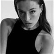 Practical English lessons with study experience in the United States. 