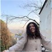 estudiante de filología con vocación pedagógica da clases de lengua e idiomas hasta bachiller