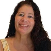 Engaging online English classes for all levels with a certified EFL tutor