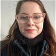 Professora de química com experiência em aulas online