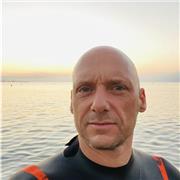 I give 1:1 private lessons in health and fitness training.