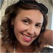 Amplia experiencia como esteticista y auxiliar  de medicina estética de más de 20 años. Trabajo con alta cosmética y aparatologia.Experiencia en trato a un público muy exigente. Activa, comprometida y curiosa. Abierta a nuevas posibilidades profesionales 