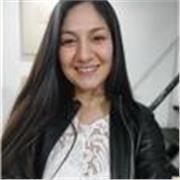 Profesora del Nivel Primario imparte clases de matematica para niños entre 6 y 12 años