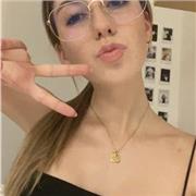 Profesora de inglés que imparte clases particulares a niños de todas las edades