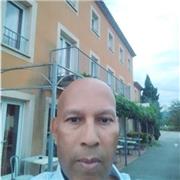 Prof à domicile donne des cours de soutien scolaire et aide aux devoirs pour primaire et secondaire.
