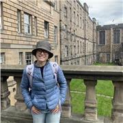 Laureata in Chimica e Tecnologia Farmaceutiche offre ripetizioni online per studenti di tutte le età