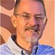 He dado clases particulares de inglés conversacional en una academia y tengo experiencia con clases individuales también en la ens