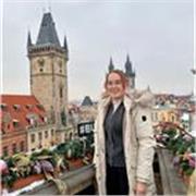 Mathe-Nachhilfe online: Erfahrene Lehrerin mit Sprachtalent