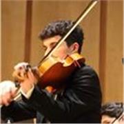 Violista profesional graduado en el Conservatorio de Música de Murcia. Aprende o mejora tu nivel conmigo, modalidad presencial