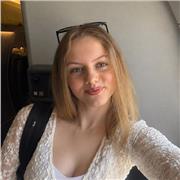 English tutor from England offering personalised online lessons
