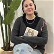 Maestra de primaria, medio natural, matemáticas. Español. Especialista en didáctica de las ciencias y matemática.