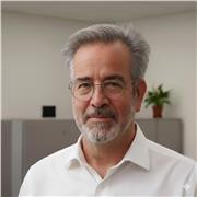 Profesor de Marketing digital con 15 años de experiencia