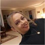 Soy una docente responsable que disfruta el compartir con niños con 18 años de experiencia. En preescolar y basica primaria