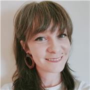 British ESL tutor with 15 years of experience offering remote English lessons.