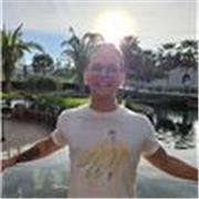 Ingeniero de computación graduado en una de las mejores universidades de Brasil. Ofrezco clases online de programación en inglés.