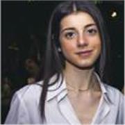 Giovane diplomata disponibile per ripetizioni, aiuto compiti e supporto nel metodo di studio in grammatica e letteratura italiana
