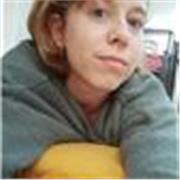 Passionnée de littérature et de livre, je suis un dictionnaire de vocabulaire que je peux mettre à contribution !