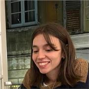 Sono una studentessa di medicina al 4° anno, offro ripetizioni di matematica agli studenti di medie e superiori