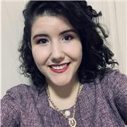 Professora de inglês com experiência em aulas vivenciais para crianças da educação infantil e ensino fundamental