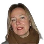 Profesora universitaria impartiendo matemáticas