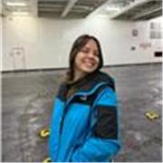 Ingeniera Industrial con amplio conocimiento de matemáticas, física, química e idioma español.