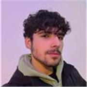 Alumno recién graduado de bachillerato científico con un 9,87 de media y un 13,302 en la PAU. Clases a bachillerato y ESO.