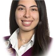 Doy clases particulares de inglés para formarme como profesional en el ámbito de la docencia y para ayudar a los estudiantes a que encuentren en el inglés una diversión a través de una enseñanza sencilla y amena. Poseo el nivel C2 Proficiency (CPE) de ing