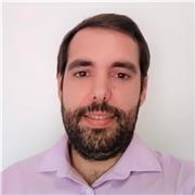 Profesor con titulación en sistemas informáticos. 20 años de experiencia e IT