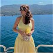 The Dream begins with a teacher who believes in you! Ready to explore language and big dreams ? Let’s build a galaxy of progress.