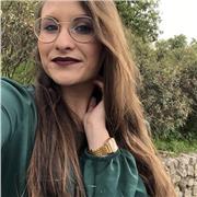 Doy clases particulares de matemáticas, lengua, inglés, economía, francés, física y química hasta 4 de eso