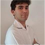 Profesor de Matemáticas en Madrid con experiencia dando clases. 