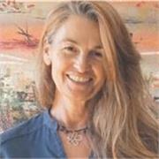 Counselor esperto nei processi formativi dell'orientamento scolastico, universitario e professionale, offre sessioni di counseling finalizzate al supporto didattico e motivazionale allo studio e al percorso di apprendimento