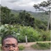 Apprenez l’informatique avec un technicien IT passionné, expert en supervision et automatisation, basé à Lomé — cours en ligne pou