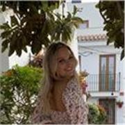 Hola, soy Patricia! Tengo 26 años y soy un hablante nativo de inglés de los Estados Unidos y he vivido en españa durante 3 años trabajando como profesora de inglés. Soy flexible con la estructura de mi clase y me gusta encontrar las lecciones adecuadas pa