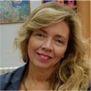 Avvocato impartisce lezioni a studenti universitari e scuole secondarie in discipline giuridiche