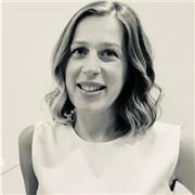 Insegnante Bilingue - Lezioni di lingua Inglese private. Laureata in International Business and Studio Art, USA