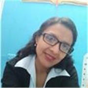 Profesora de inglés impartir clases a niños y jóvenes