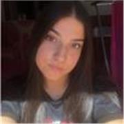 Actual estudiante del grado de Medicina. Me defino como una persona social, cariñosa y educada. Puedo dar clases a estudiantes ESO