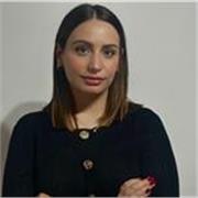 Dottoressa in Giurisprudenza disponibile per aiuto compiti qualsiasi materia