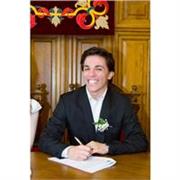 Persona interactiva, atenta, positiva y paciente. Mi intención es dar clases a jovenes que necesiten ayuda con diferentes materias