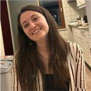 Laureanda in Lettere Classiche 
Offro ripetizioni in Latino, Greco, Italiano e Lingue straniere per studenti