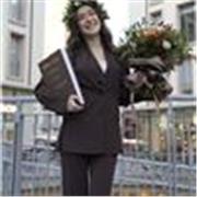 Dottoressa magistrale in Lingue e Letterature Moderne offre ripetizioni di francese e inglese e aiuto compiti per studenti delle s