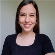 Licenciada en Comunicación Social y Técnica en Bellas Artes. Muy responsable y empática. Me ofrezco como profesora de Gramática, Lengua castellana, Pintura, Nuevas Tecnologías. También hago corrección y edición de textos y creación de contenido. Si tienes