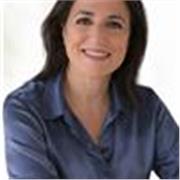 Profesora clara y dinámica, para quienes quieren pasar de cero a comunicarse en español sin complicaciones.