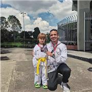 Profesor de deportes, acondicionamiento fisico y artes marciales, cuento con 10 años de experiencia enseñando y entrenando