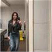 I am a patient person hoping to help Polish students learn English!