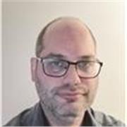 Englischlehrer für alle Altersgruppen und Business-Englischlehrer für Erwachsene jeden Alters. 