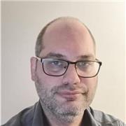 Englischlehrer für alle Altersgruppen und Business-Englischlehrer für Erwachsene jeden Alters.