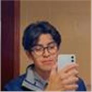 Maestro con experiencia en tecnología, computación, redes sociales