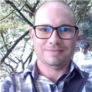 Profesor de matemáticas a nivel de bachillerato y universitario
